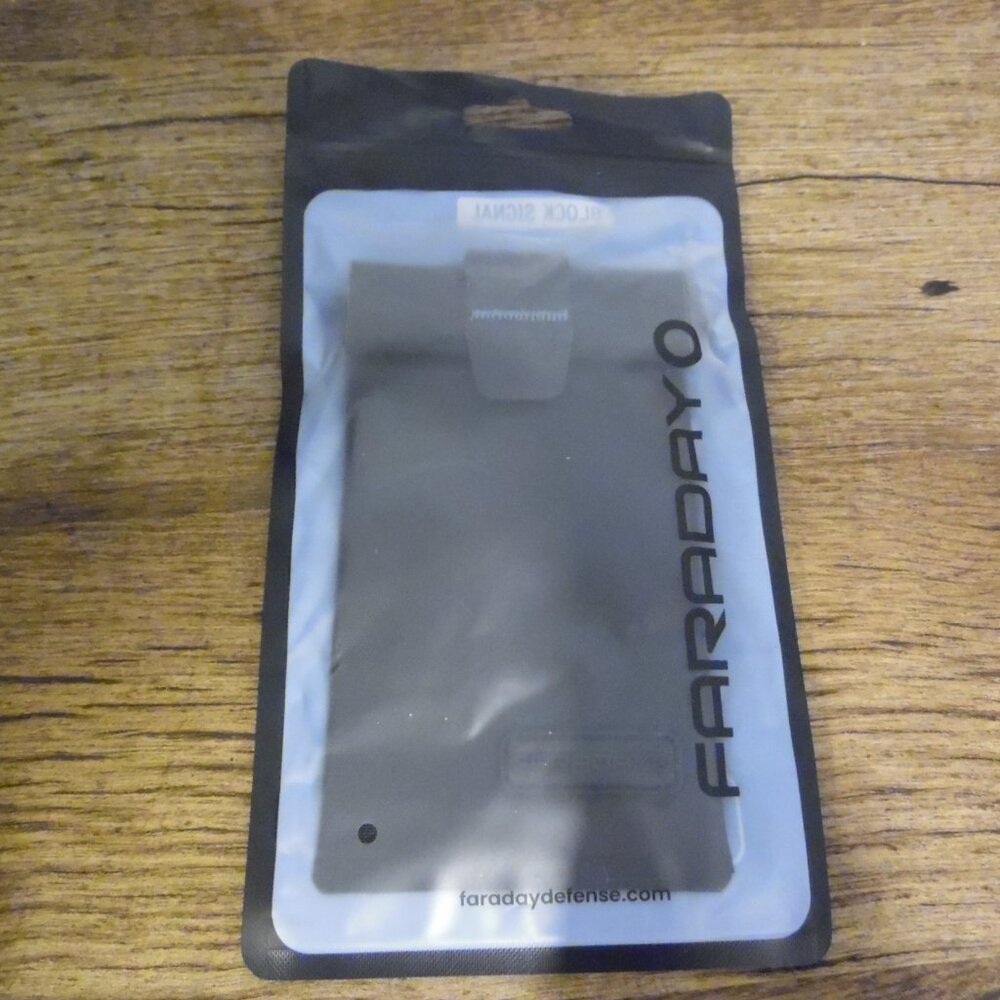 Faraday Bag Small size approx. 3.5"X6" Keeps your items secure and private - Picture 3 of 5